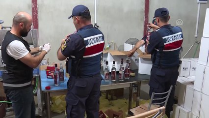 İzmir'de sahte içki 'fabrikası' ortaya çıkarıldı