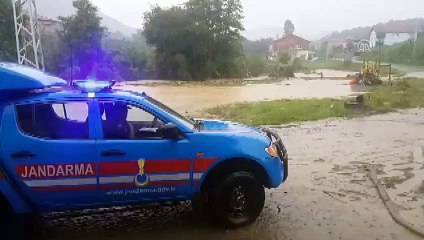 Zonguldak'ta sağanak - Mahsur kalanlara ulaşıldı
