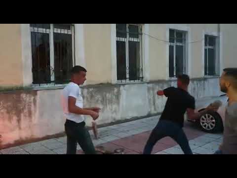 Përplasje midis protestuesve dhe policisë në Shkodër