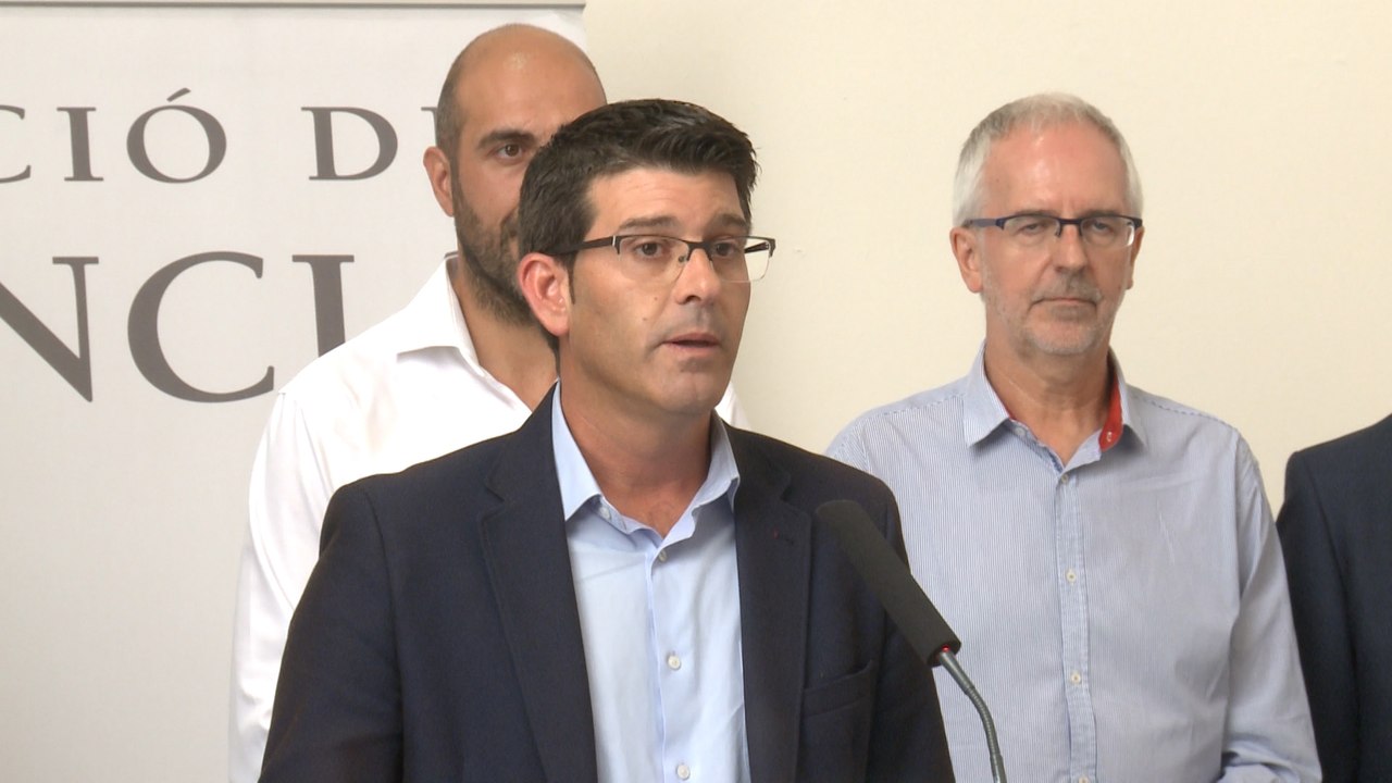 Rodríguez dimite de la Diputación de Valencia "convencido de su inocencia"