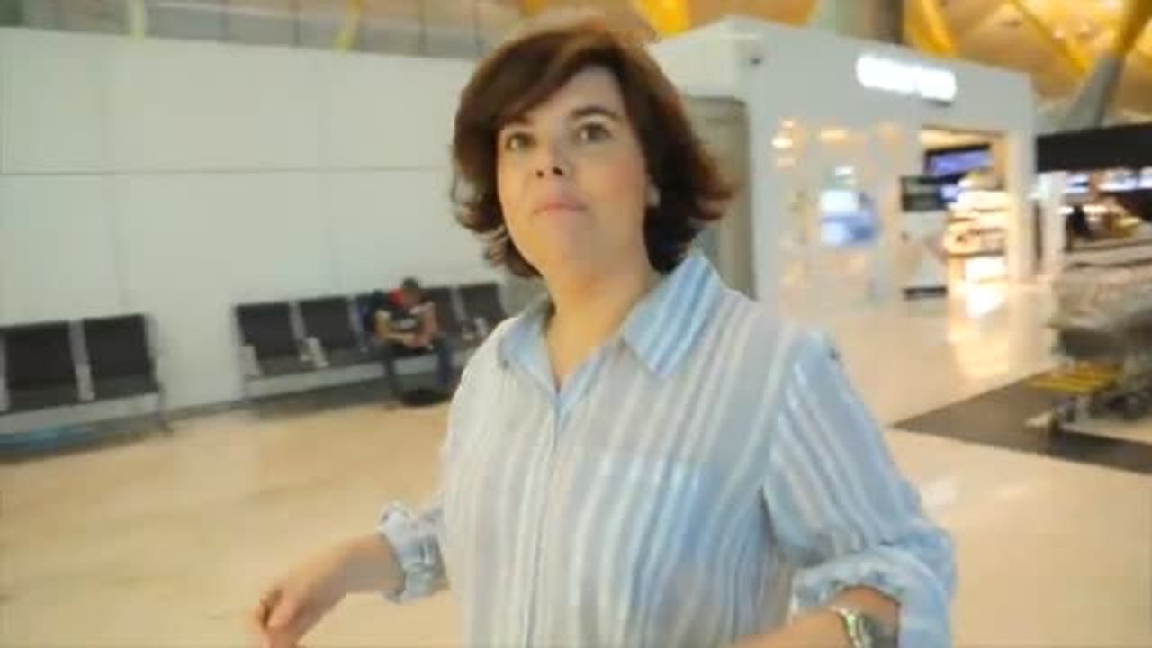 Cospedal sugiere que Aznar está detrás de Casado y Margallo lo ve evidente