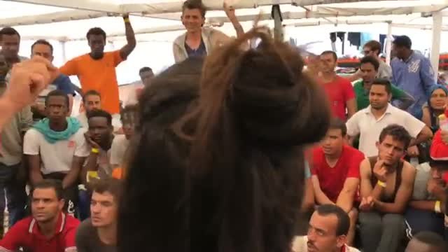 Los migrantes rescatados por el Open Arms narran el horror tras su paso por Libia