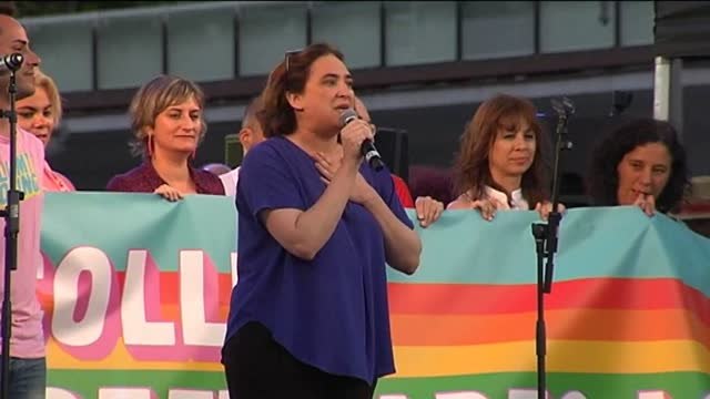 Ada Colau, orgullosa de ser la primera mujer bisexual alcaldesa de Barcelona
