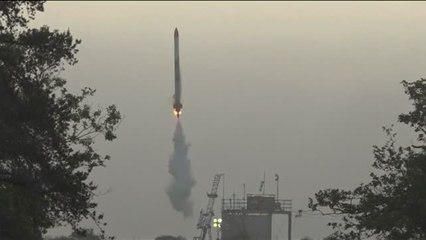 Espectacular explosión del cohete japonés MOMO-2 al fallar el despegue y estrellarse contra el suelo