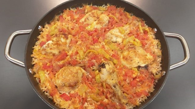 Rreze Dielli 20 Qershor 2019 Të Gatuajmë me Znj Vjollca P1 Tavë me pulë, domate dhe oriz