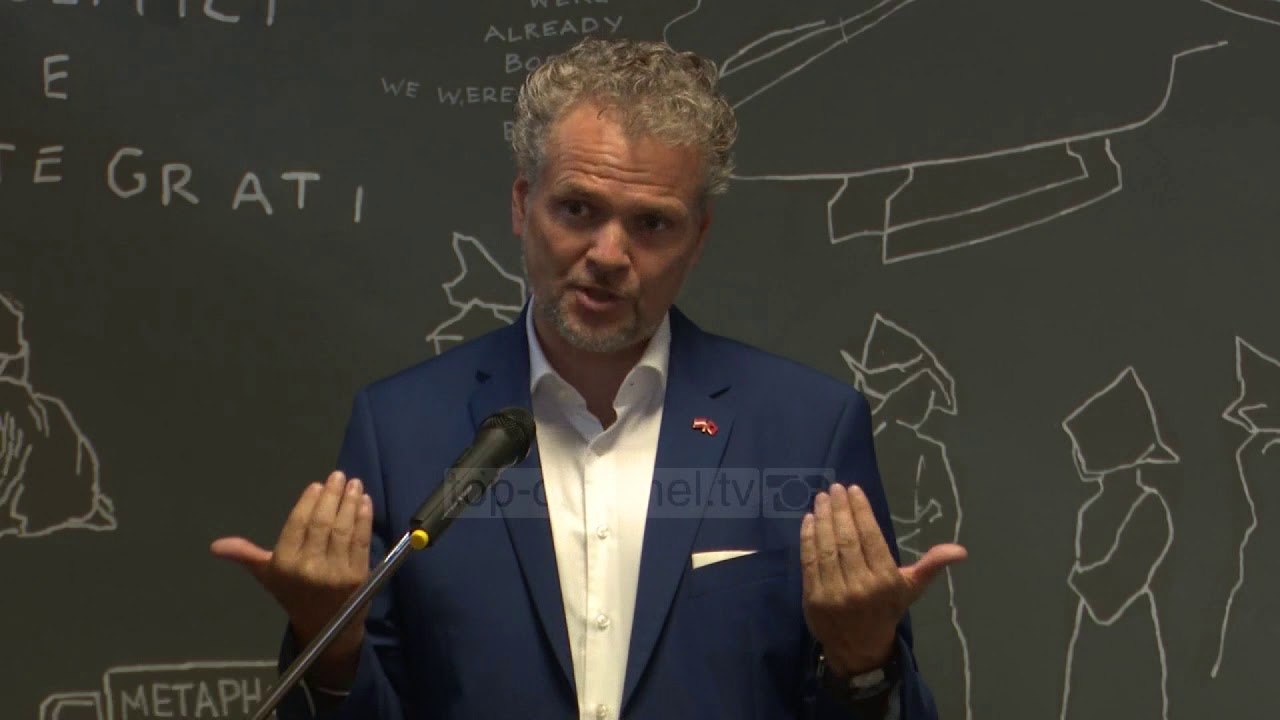 Ambasadori Sattler flet për përgjimet dhe krizën politike: Mos krijoni imazh të keq tek të huajt