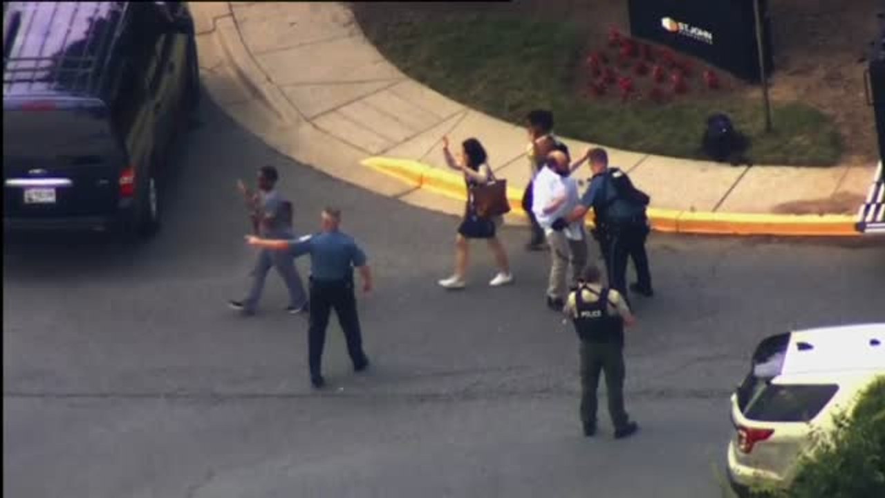 Un hombre armado mata a al menos 5 personas y deja varios heridos graves en un tiroteo en Maryland (EEUU)