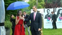 Los reyes llegan al espacio cedido por los hermanos Roca para presidir los Premios Fundación Princesa de Gerona