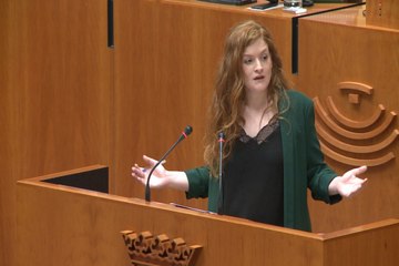 Podemos pide a Vara que despierte del "letargo"