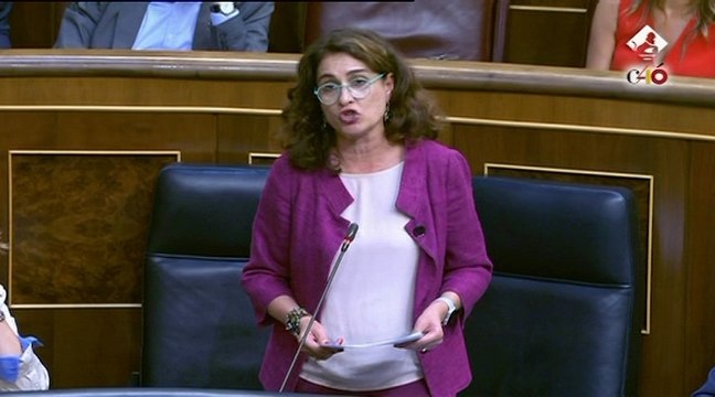 Montero: Vamos a estar en sintonía con la fiscalidad europea