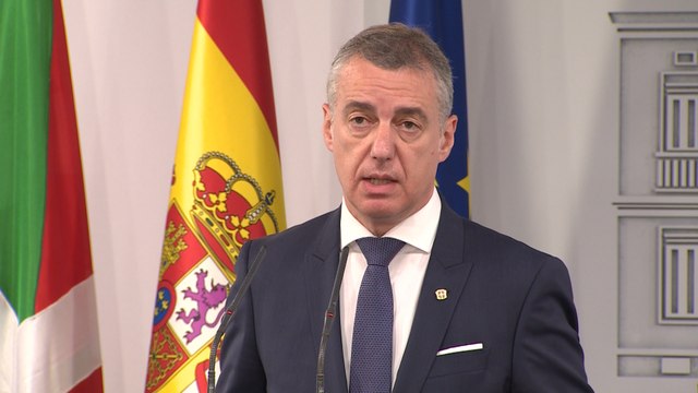 Sánchez pacta con Urkullu crear grupos de trabajo para acercar presos de ETA