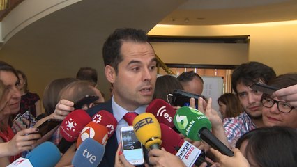 Aguado dice que Garrido "está obsesionado con Cs"