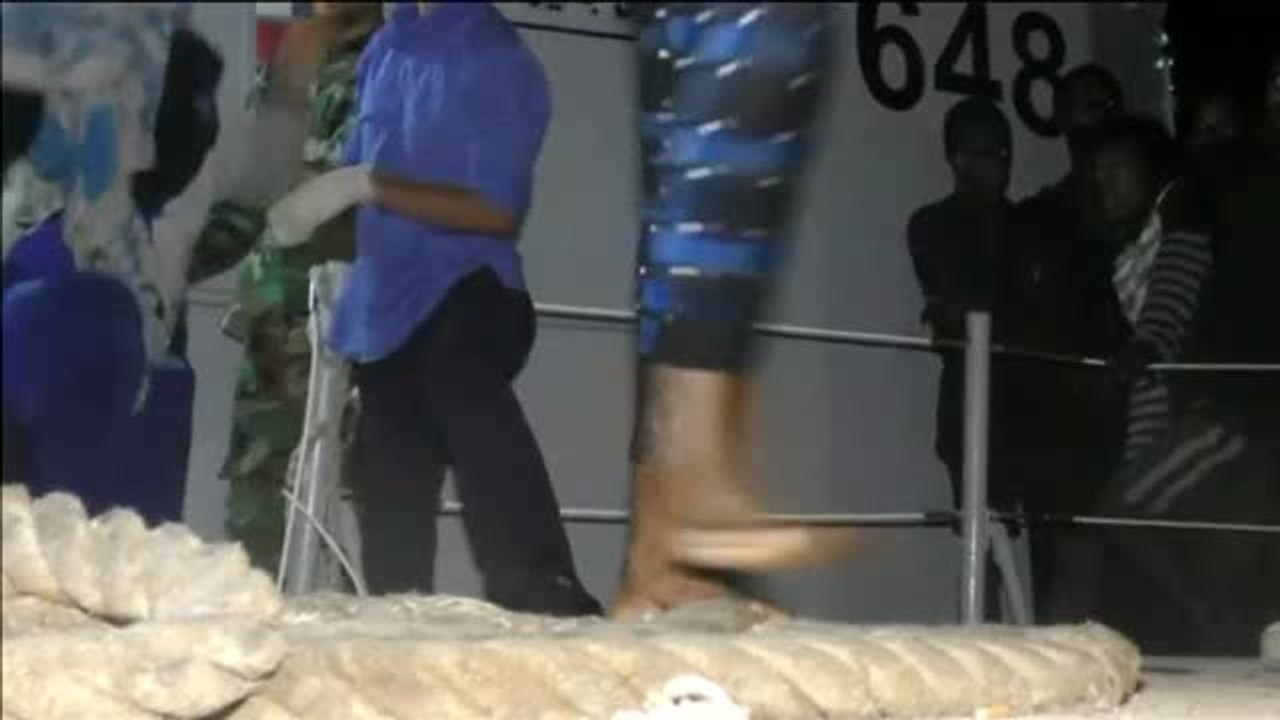 Casi 500 inmigrantes rescatados en Libia cuando huían en Patera