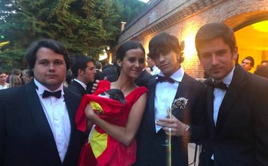 Crónica Rosa: La puesta de largo de Victoria Federica