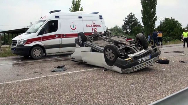 Hastane yolunda trafik kazası: 1 ölü, 5 yaralı - ANKARA