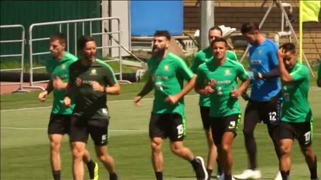 Sesión de recuperación para Australia tras su empate con Dinamarca