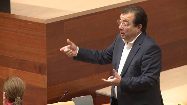 Vara dice que no va a permitir que se cierre Central Nuclear de Almaraz