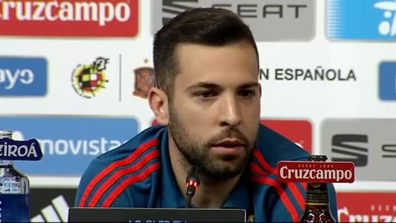Jordi Alba: "Esperad un poco para darnos palos, por favor"