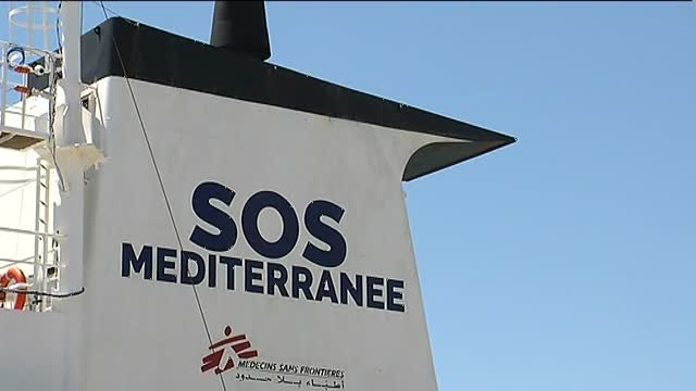 El Aquarius regresa a su zona de rescate en el Mediterráneo