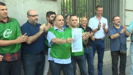 Funcionarios de IIPP levantan el encierro para negociar