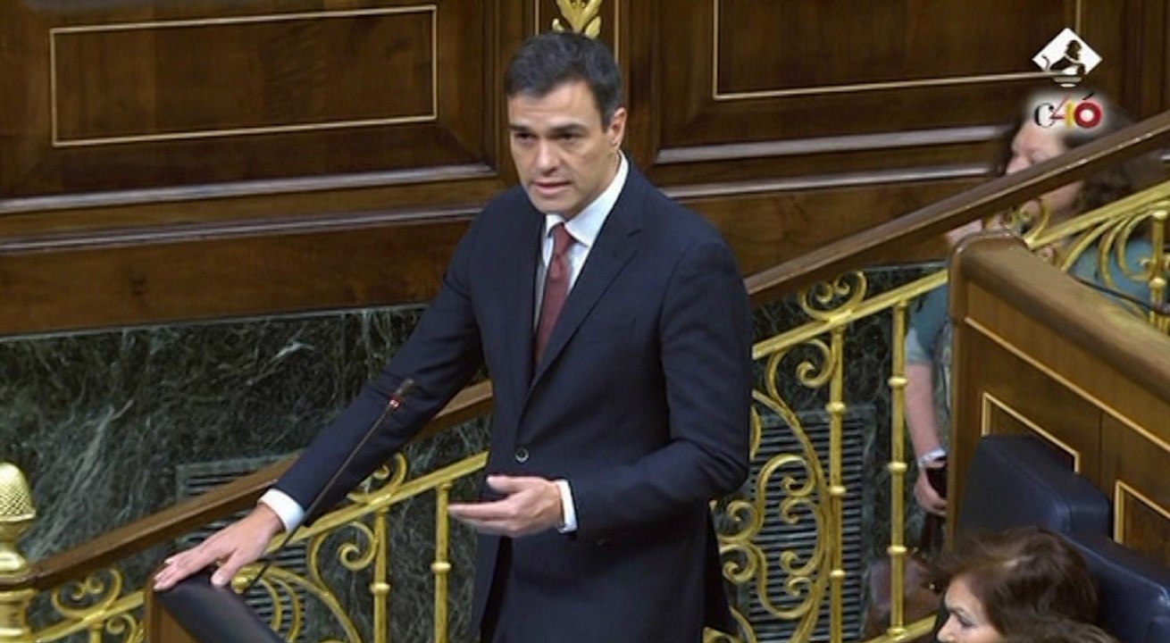 Sánchez resalta que reconstruirá los derechos "desmantelados"