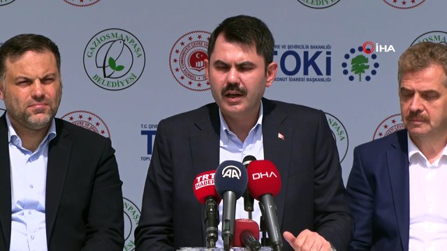 Çevre ve Şehircilik Bakanı Murat Kurum, 'Kentsel Dönüşüm Bilgilendirme Toplantısı'na katıldı