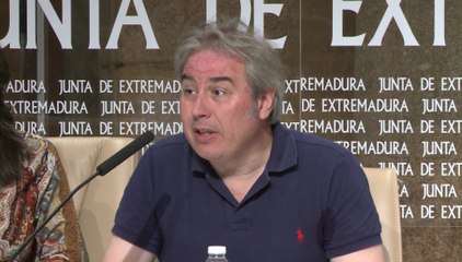 Descargar video: Sindicatos valoran el nuevo decreto de interinos docentes