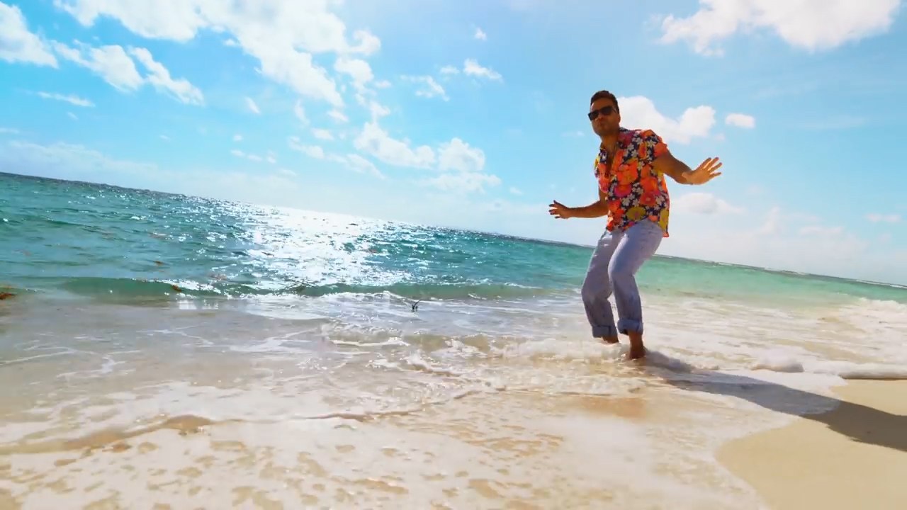 Ya está aquí 'Calypso', lo nuevo de Luis Fonsi