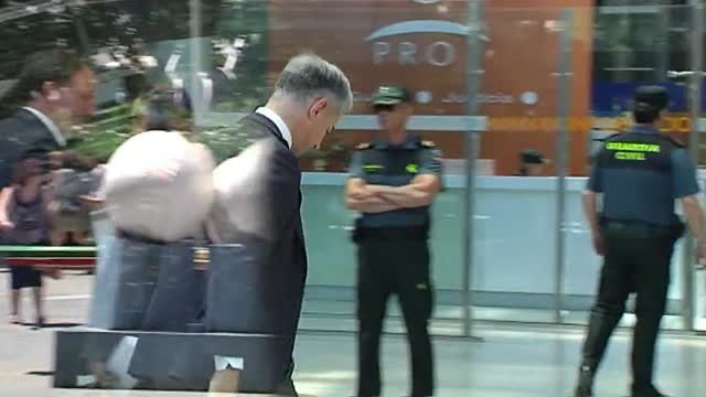 Ricardo Costa acude a la Ciudad de la Justicia de Valencia a declarar por el caso de la Fórmula 1