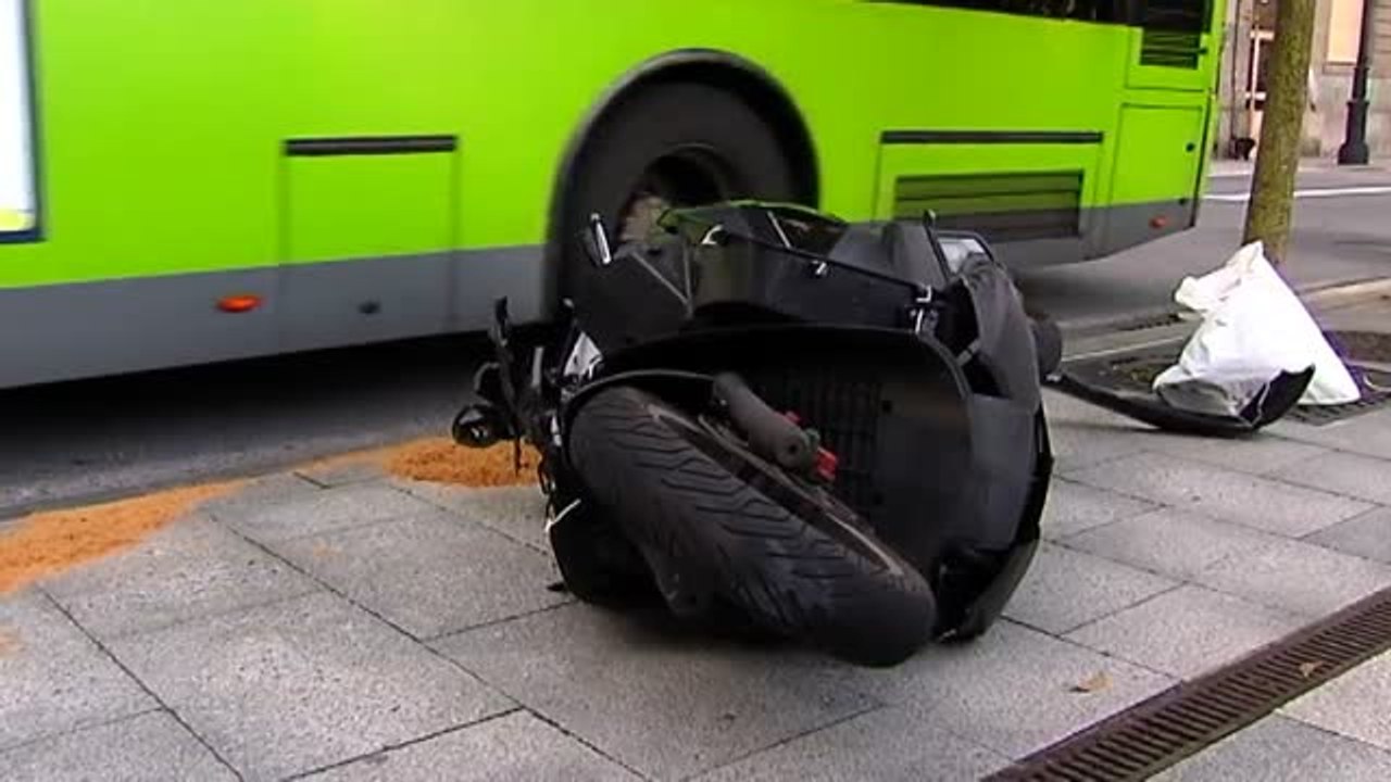 Fallece un motorista tras chocar con un coche en Vigo