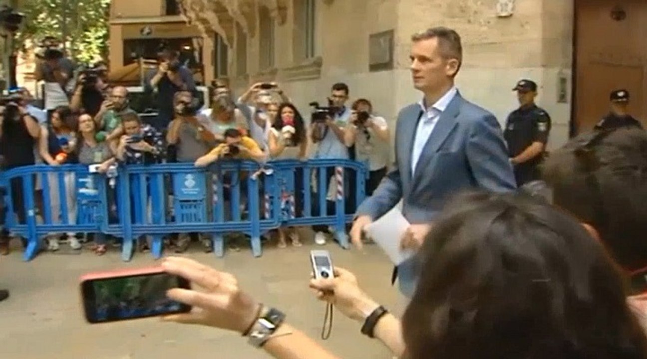 Salida de Urdangarin de la Audiencia Provincial de Palma