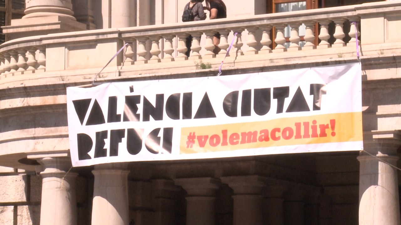 Ribó: " Esperamos la llegada de tres barcos" en referencia al Aquarius