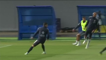 Download Video: La selección francesa sigue preparando su debut en el Mundial