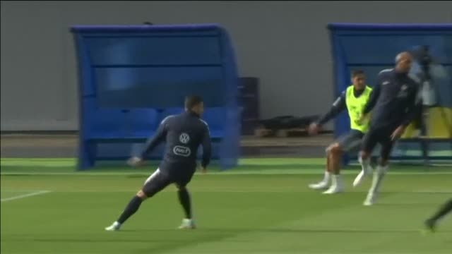 La selección francesa sigue preparando su debut en el Mundial