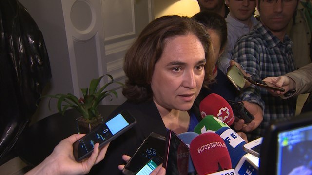 Colau: Cataluña no está al borde del enfrentamiento civil