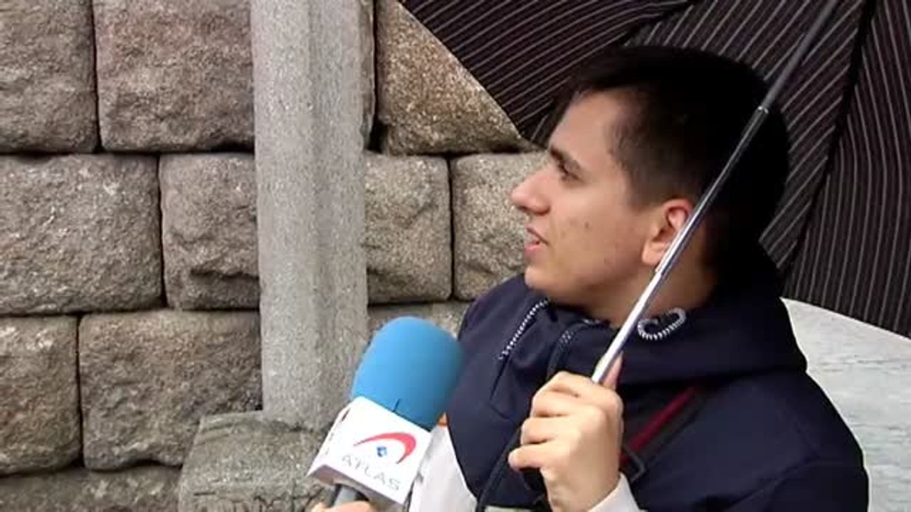 Multas de hasta 3.000 euros por escalar el acueducto de Segovia