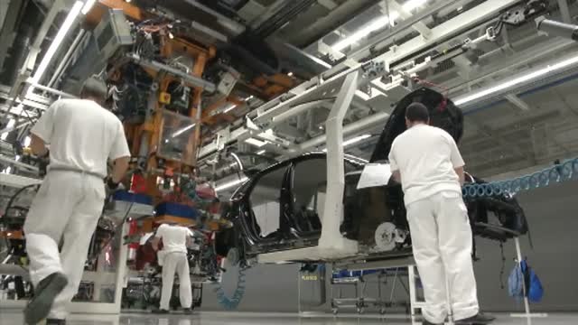 Los sindicatos reclaman una negociación salarial con Moncloa