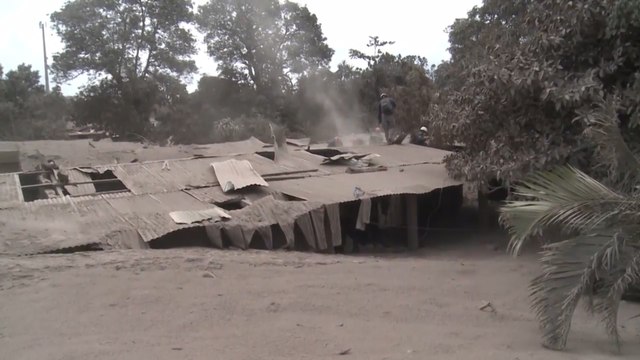 Más de cien los muertos por la erupción del Volcán de Fuego