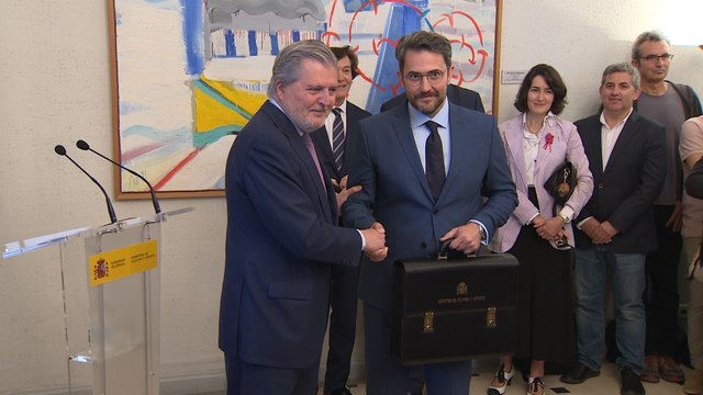 Màxim Huerta recibe la cartera de Cultura y Deportes