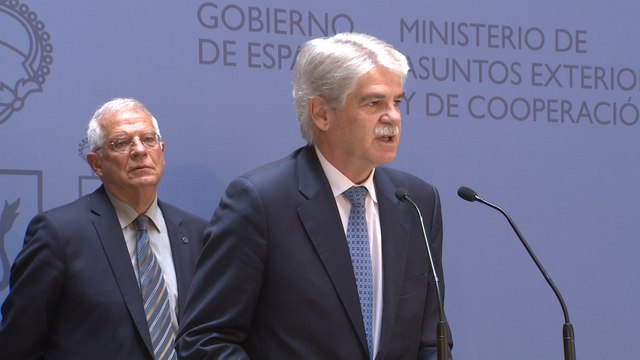 Dastis satisfecho porque Borrell sea su sucesor