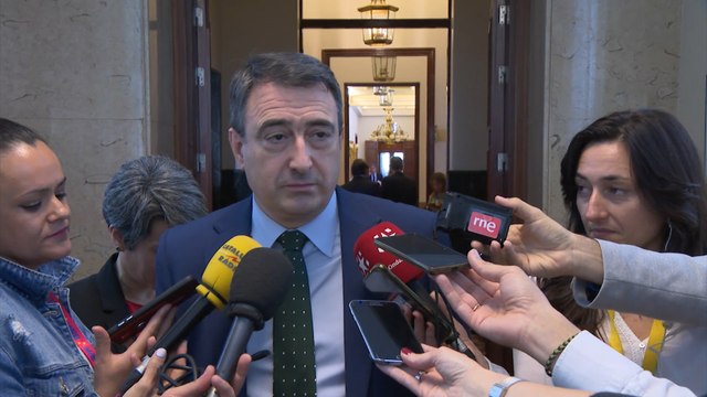 PNV no prejuzga el nuevo Gobierno de Sánchez pero pide gestos