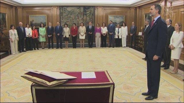 Los nuevos ministros juran su cargo ante el Rey Felipe VI