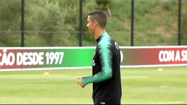 Cristiano Ronaldo entrena ya con su selección