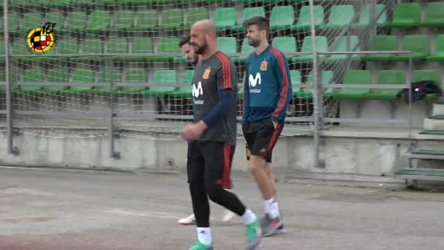 España apura sus últimos entrenamientos antes de viajar a Rusia