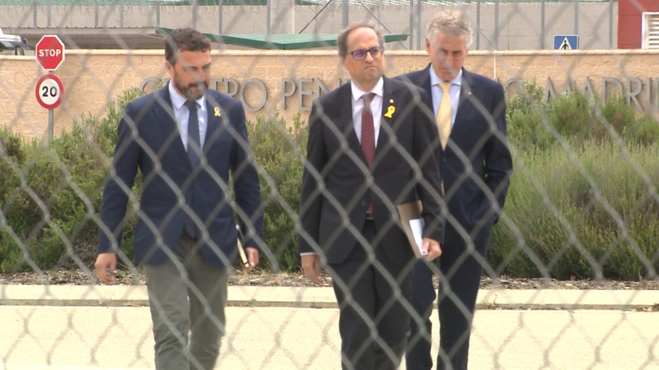 Torra visita a los líderes independentistas en Estremera