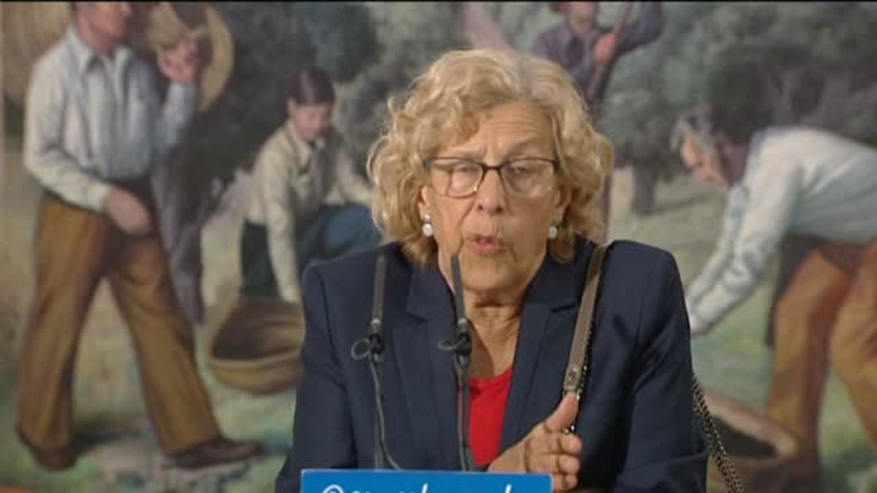 Carmena propone a Fátima Báñez que los inmigrantes sin papeles puedan trabajar en las obras del Ayuntamiento