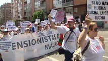 Miles de personas llegadan de toda España marchan en Madrid contra la precariedad