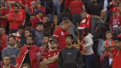 Los fans del Liverpool lamentan la derrota ante el Real Madrid