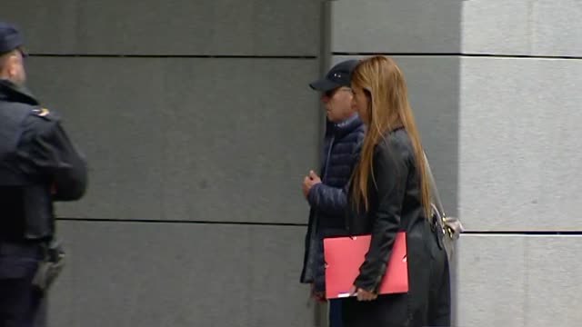 Los condenados recogen sus sentencias