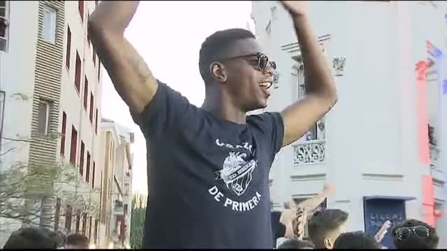 La ciudad de Huesca se vuelca en la celebración del ascenso a Primera